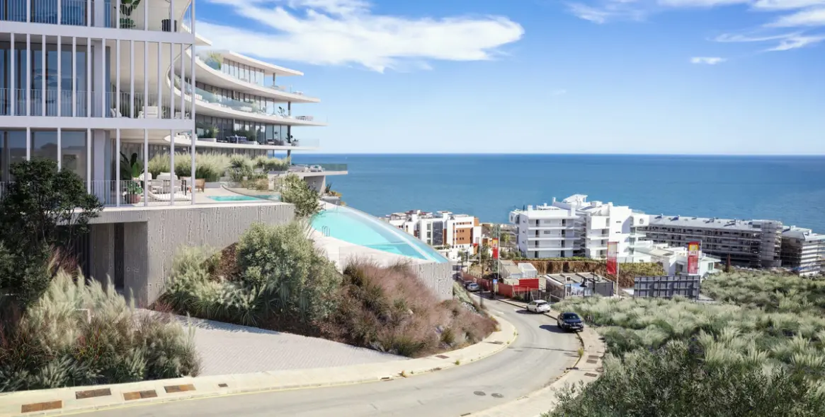 Sale of middle floor apartment in Fuengirola 9