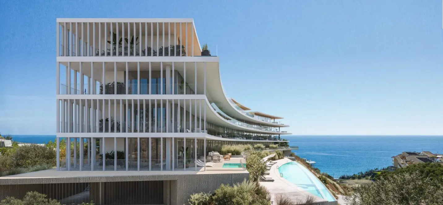 Venta de apartamento en planta media en Fuengirola 2