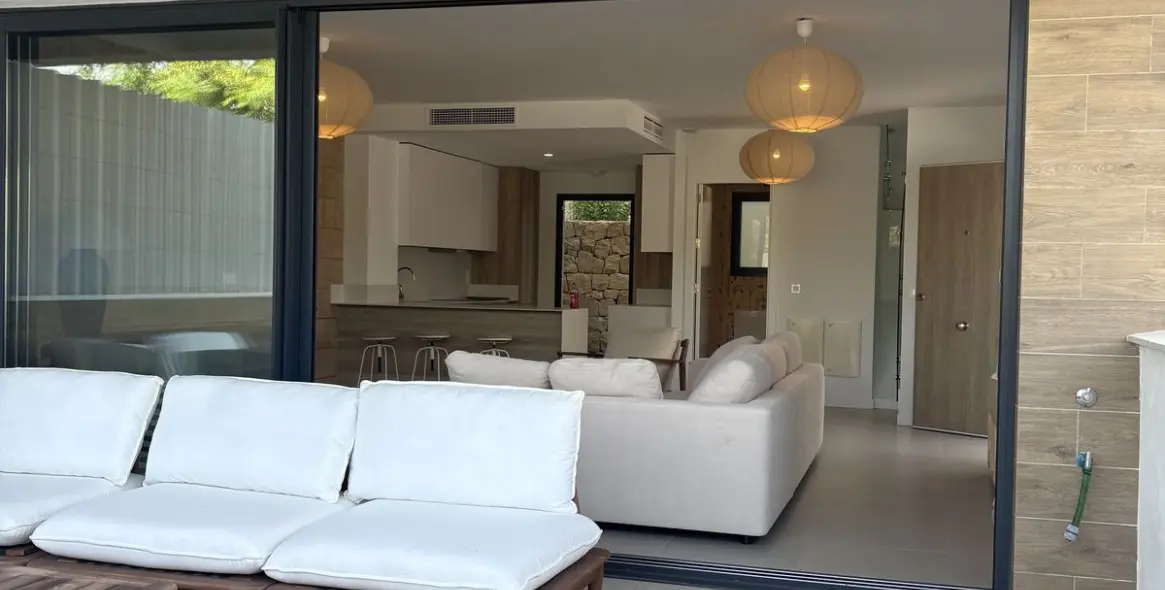 Sale of townhouse in Atalaya 4