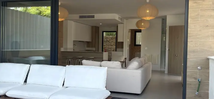 Sale of townhouse in Atalaya 3