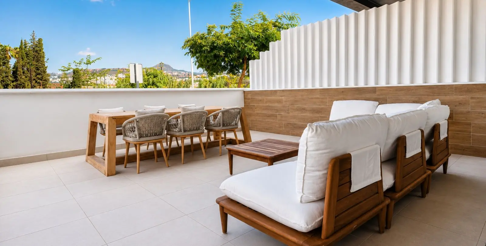 Sale of townhouse in Atalaya 2