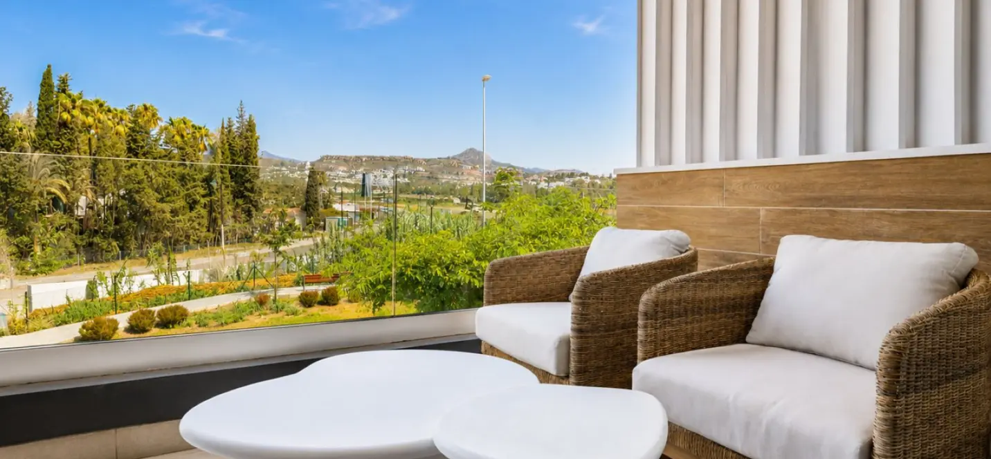 Sale of townhouse in Atalaya 4