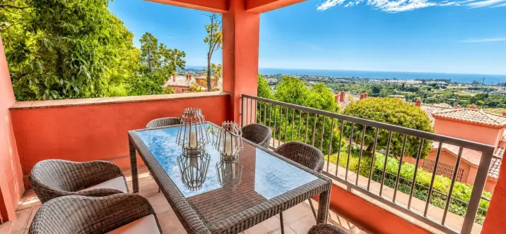 Venta de apartamento en planta media en Los Flamingos 0