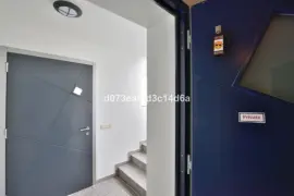 Image 6 thumb