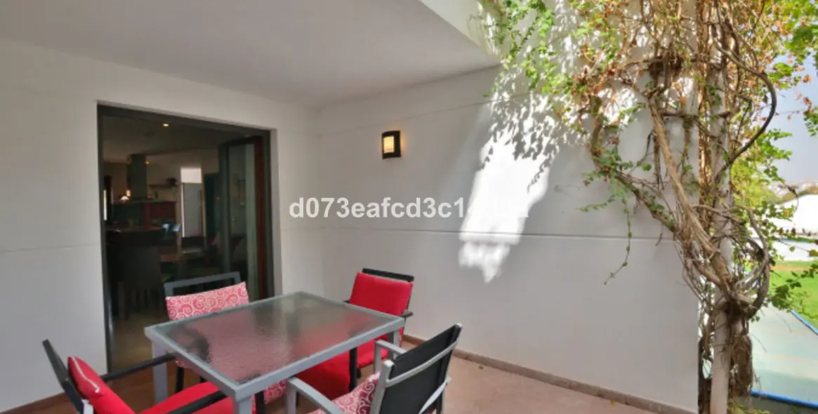 Venta de villa independiente en Ronda 11