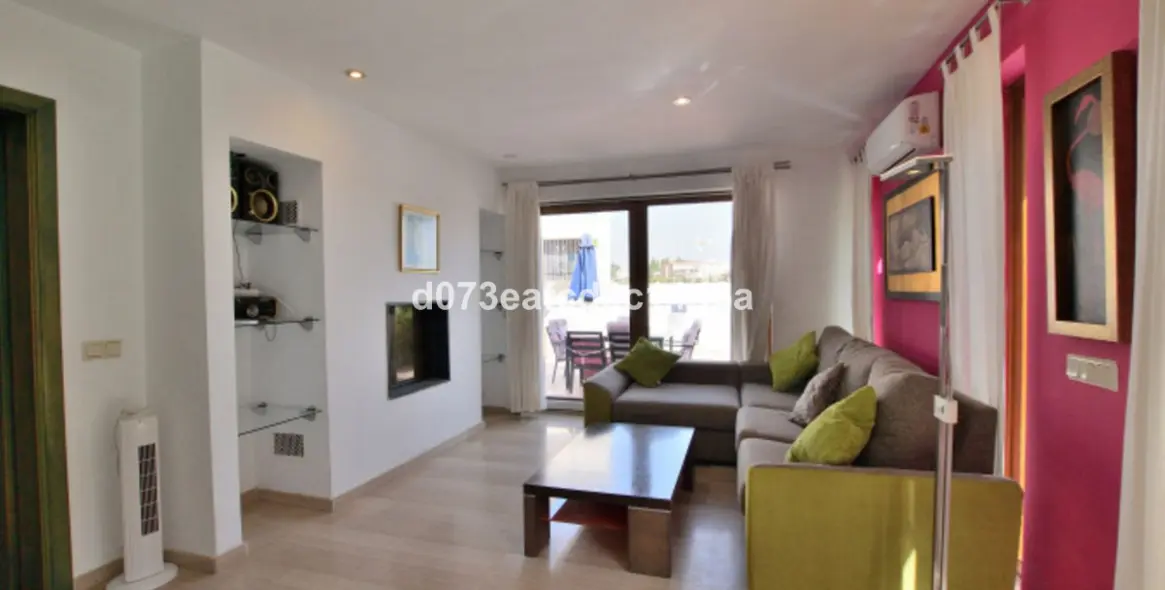 Venta de villa independiente en Ronda 23
