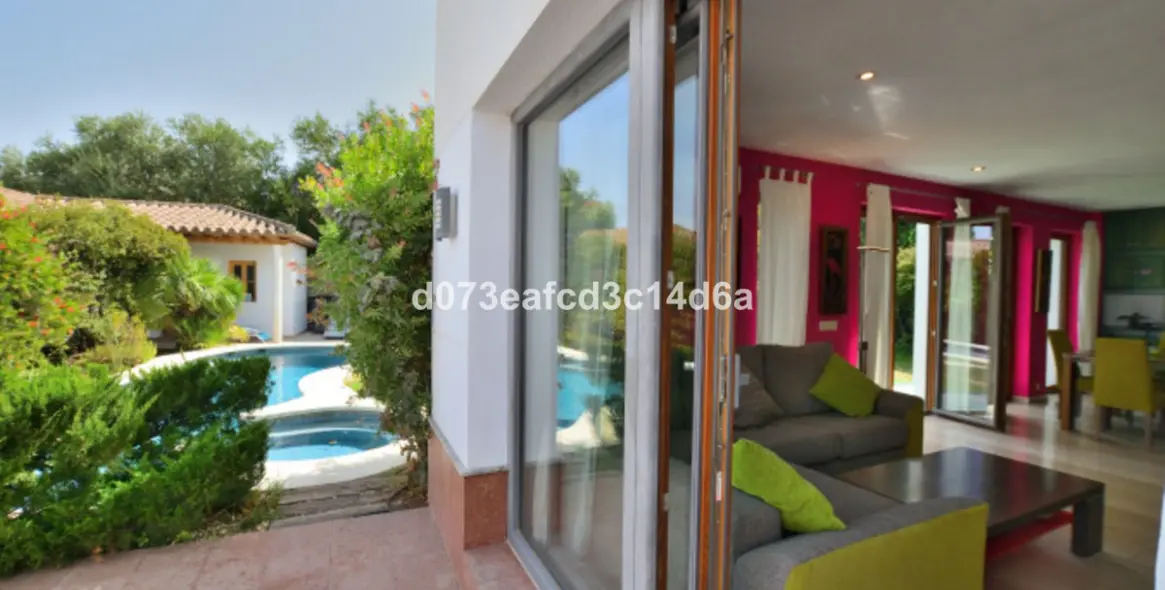 Venta de villa independiente en Ronda 27