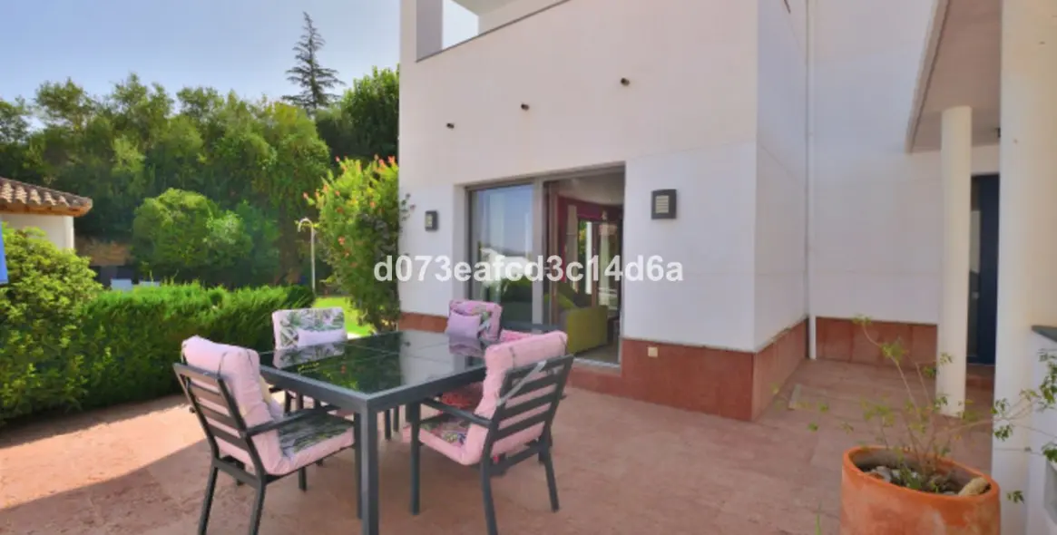 Venta de villa independiente en Ronda 29