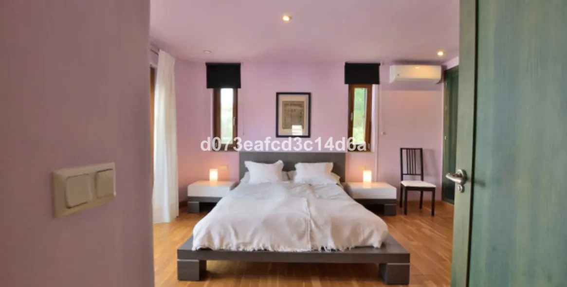 Venta de villa independiente en Ronda 51