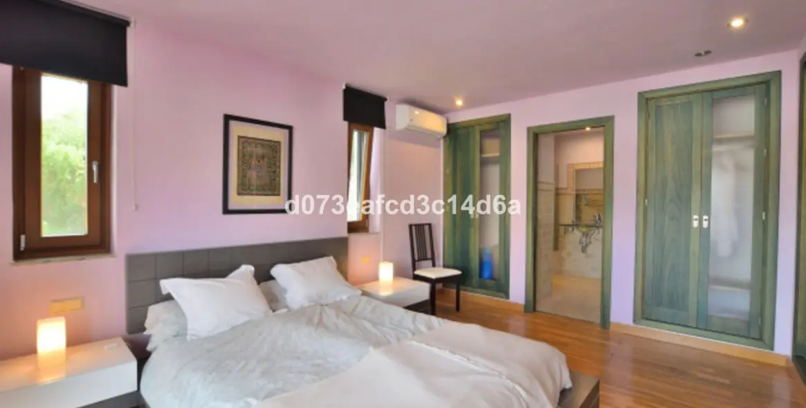 Venta de villa independiente en Ronda 54