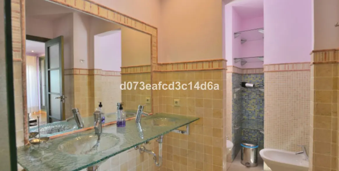 Venta de villa independiente en Ronda 60