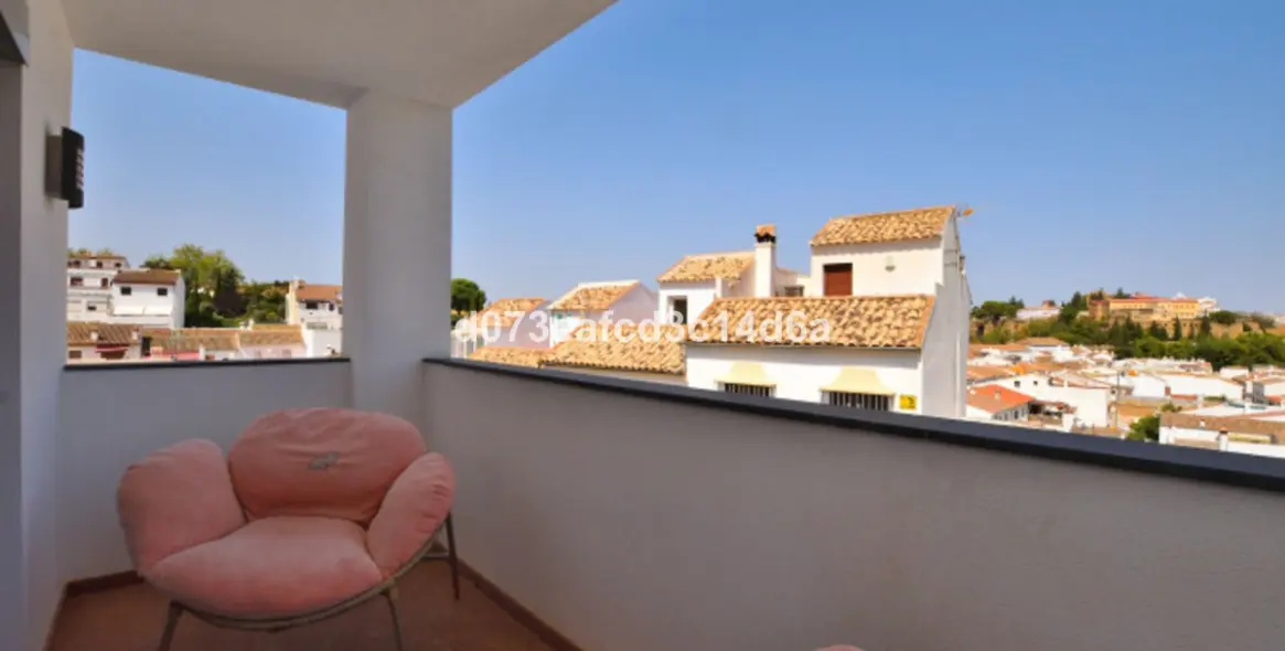 Venta de villa independiente en Ronda 62