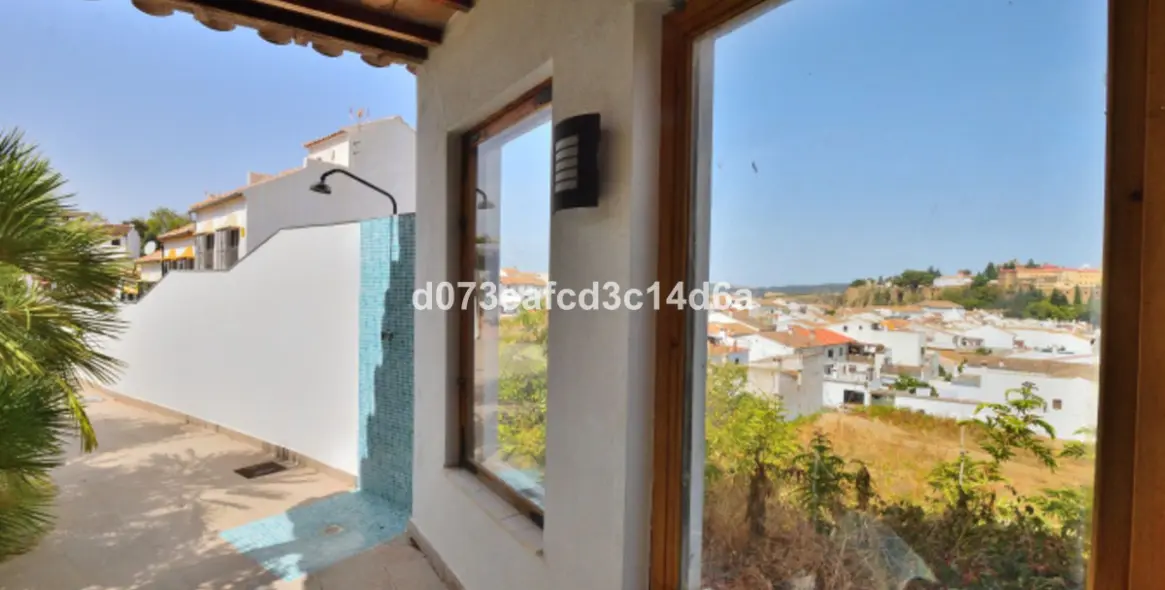 Venta de villa independiente en Ronda 76
