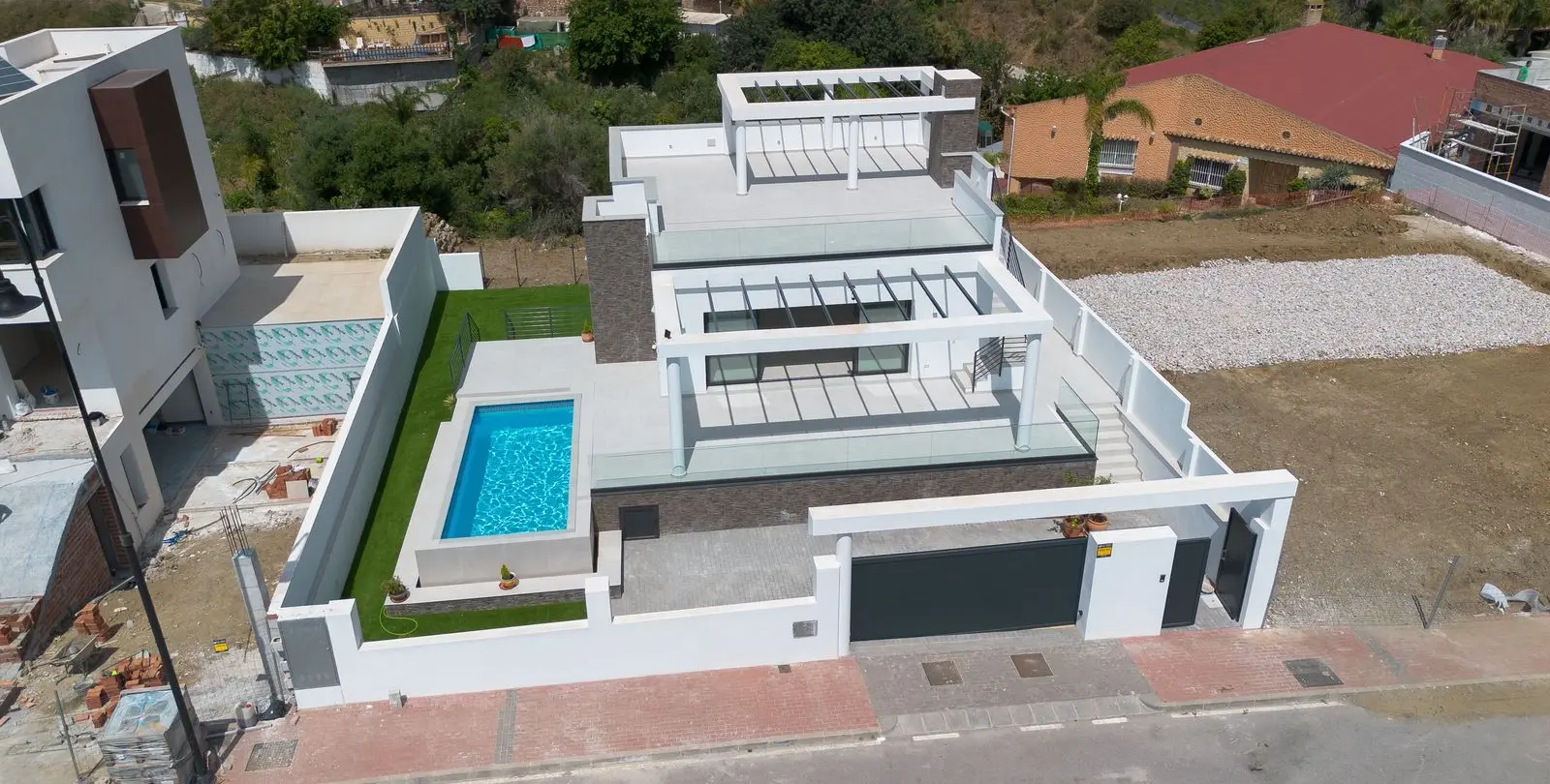 Продажа  отдельно стоящей виллы в Mijas 2