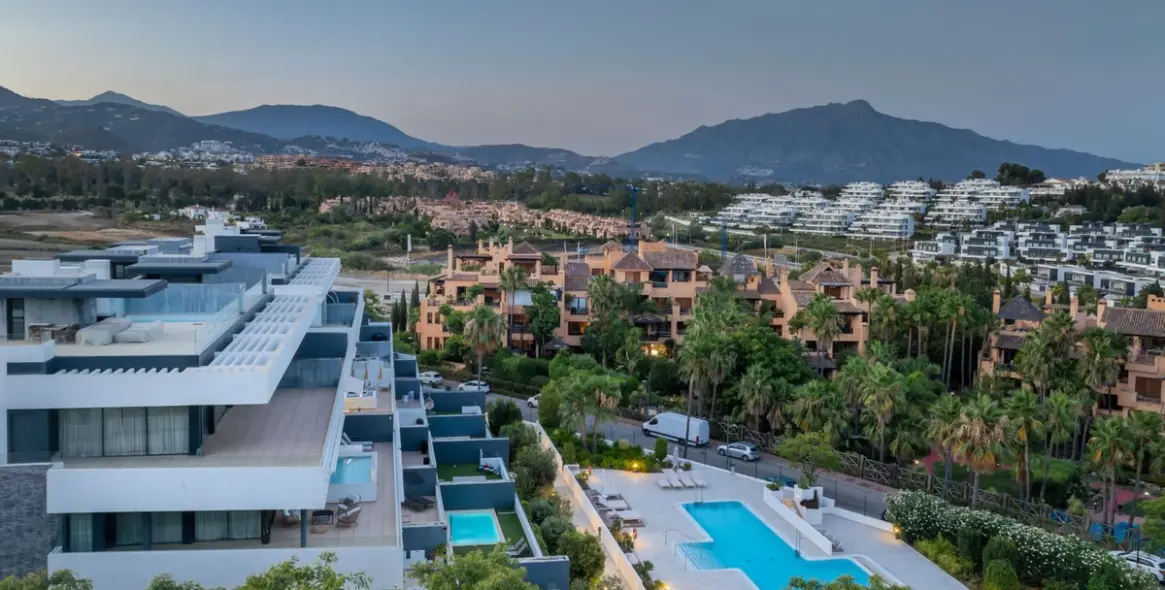 Venta de apartamento en planta baja en Estepona 18