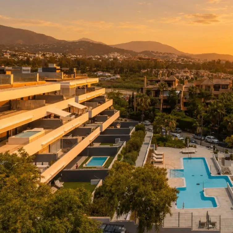 Venta de apartamento en planta baja en Estepona