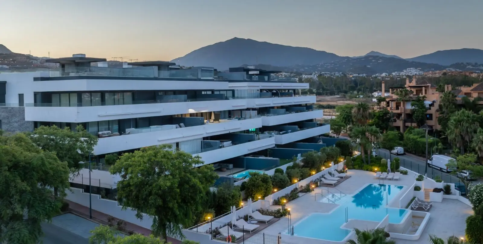 Venta de apartamento en planta baja en Estepona 17