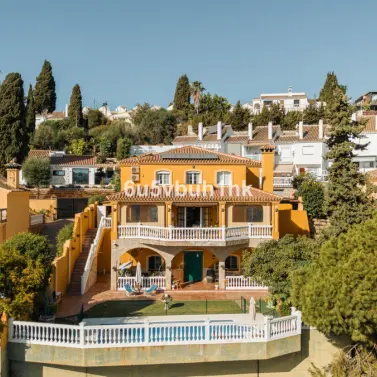 Venta de villa independiente en El Coto