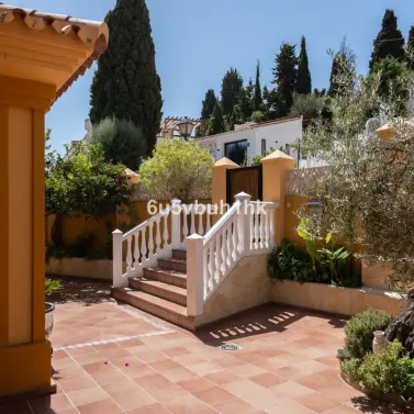 Venta de villa independiente en El Coto