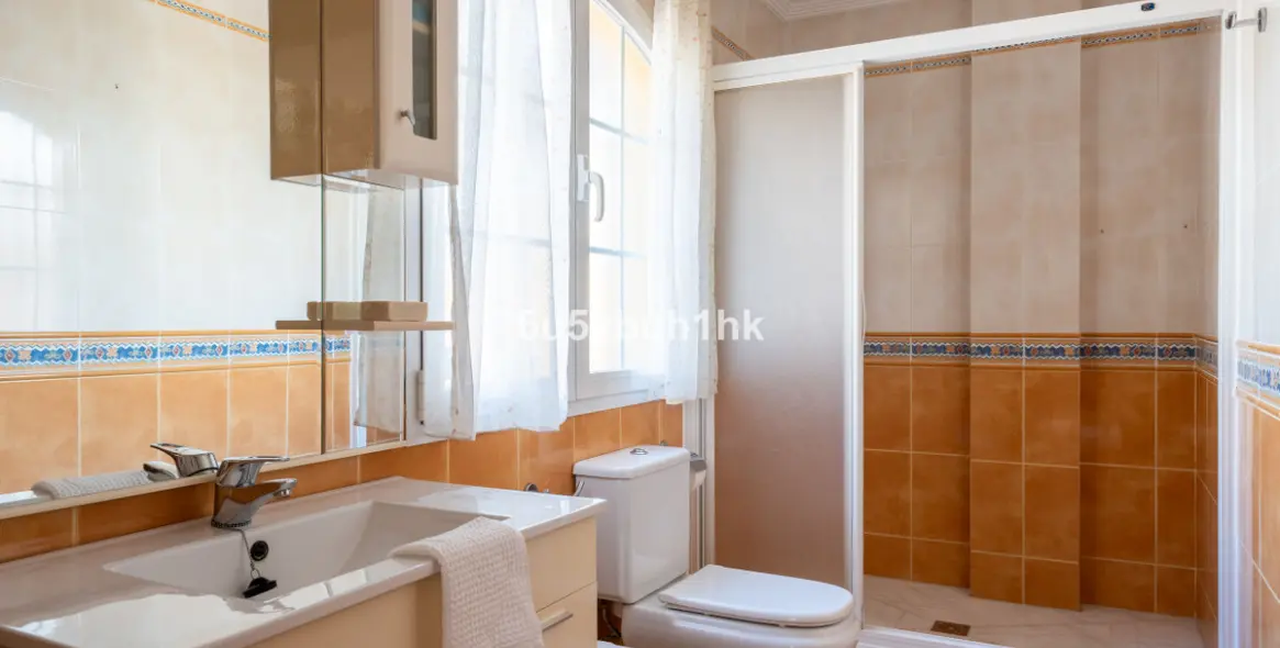 Venta de villa independiente en El Coto 8