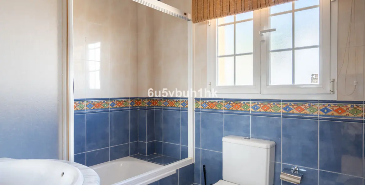 Venta de villa independiente en El Coto 31