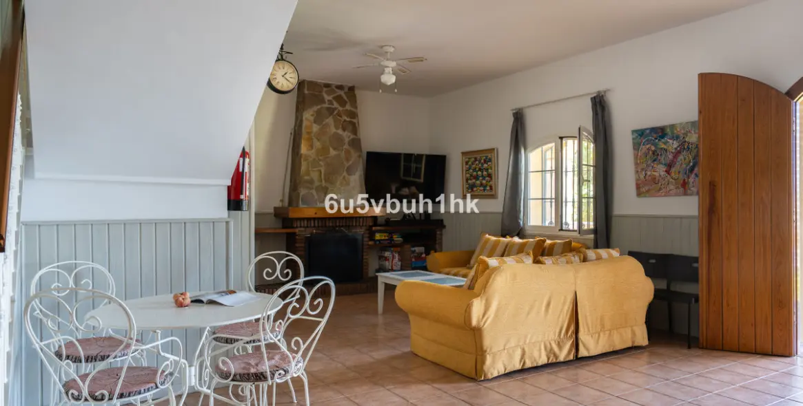 Venta de villa independiente en El Coto 42