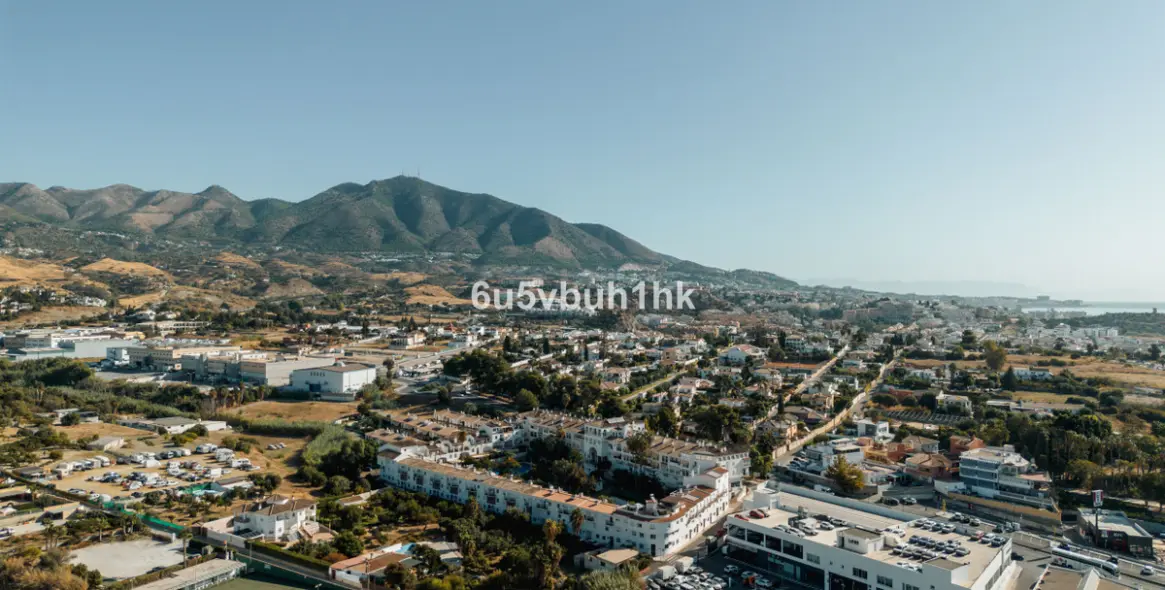 Venta de villa independiente en El Coto 60
