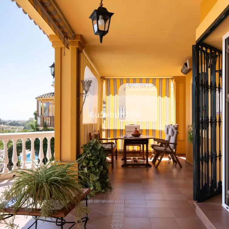 Sale of detached villa in Mijas Costa