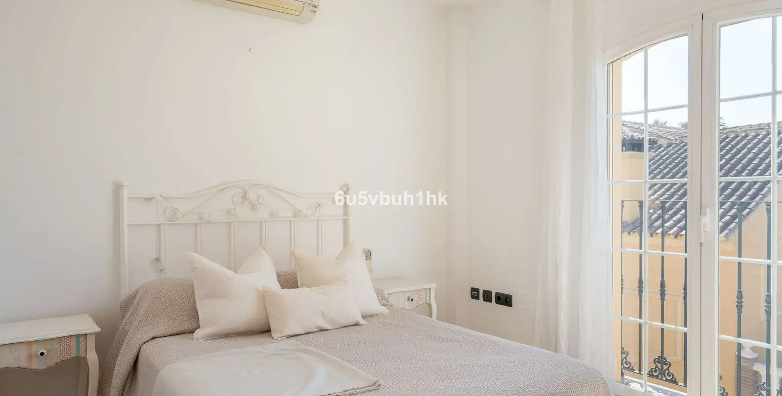 Sale of detached villa in Mijas Costa 29