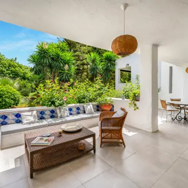 Venta de apartamento en planta baja en The Golden Mile