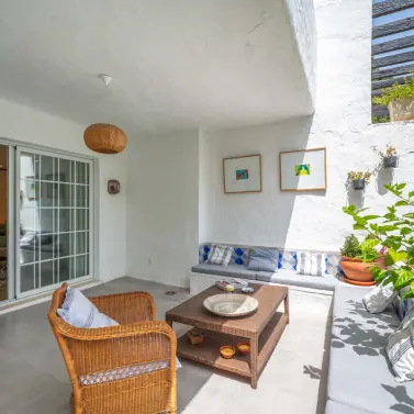 Venta de apartamento en planta baja en The Golden Mile