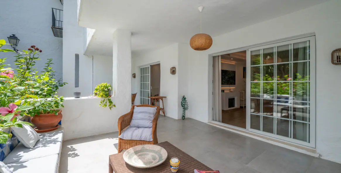 Venta de apartamento en planta baja en The Golden Mile 6