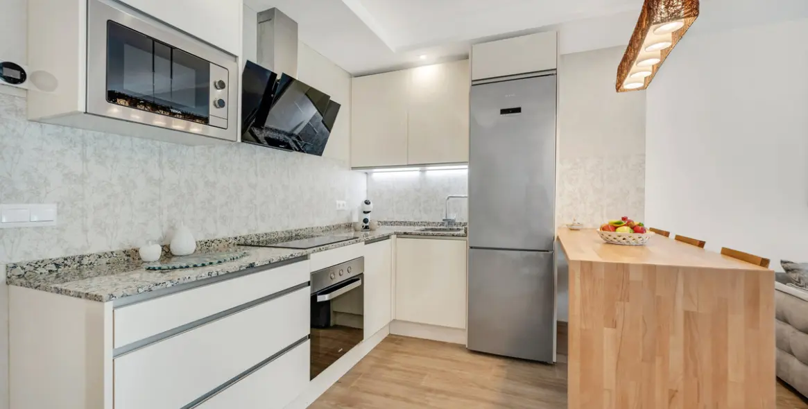 Venta de apartamento en planta baja en The Golden Mile 12