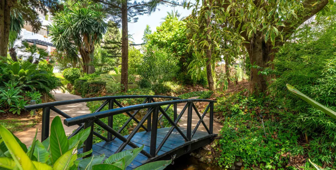 Venta de apartamento en planta baja en The Golden Mile 55