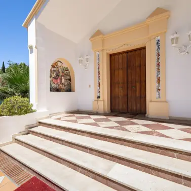 Venta de villa independiente en El Paraiso
