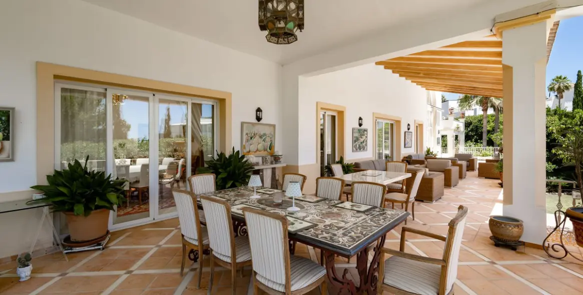 Venta de villa independiente en El Paraiso 20