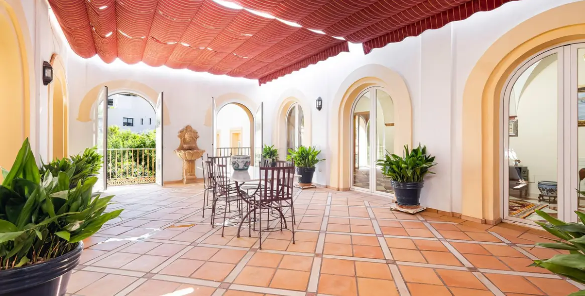 Venta de villa independiente en El Paraiso 32