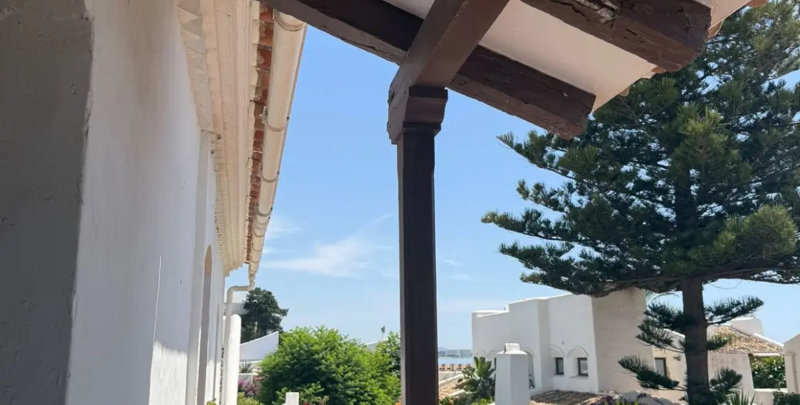 Long-term rent of duplex in Cancelada 4