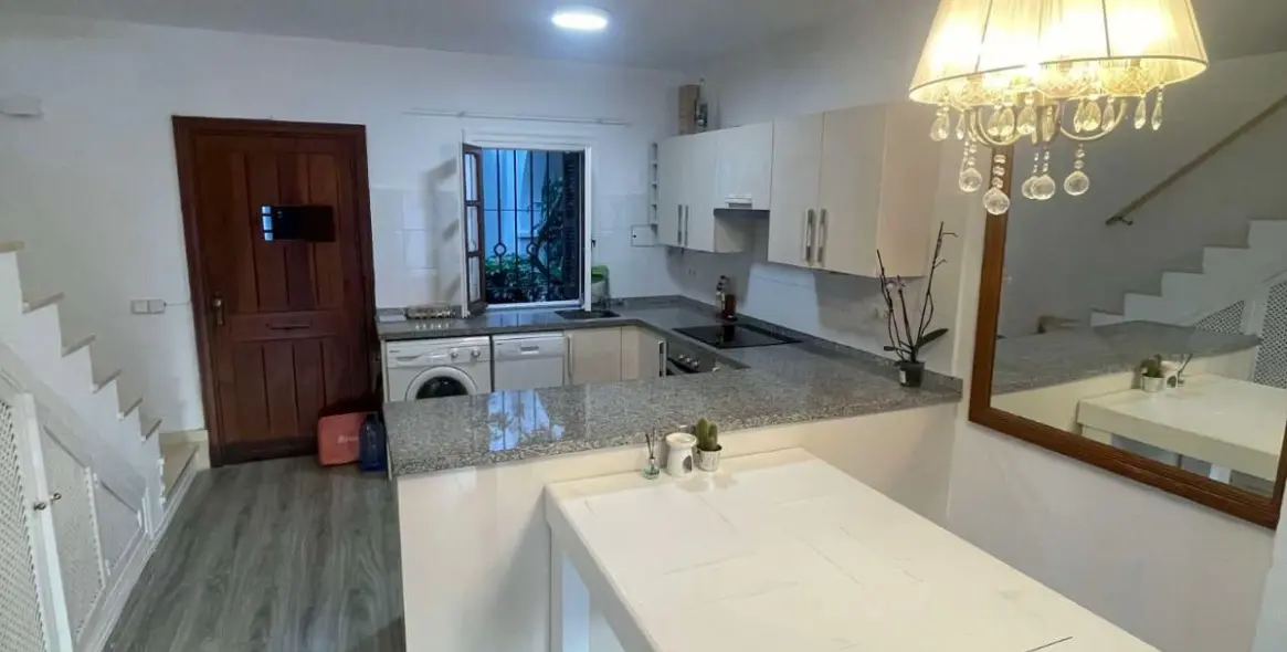 Long-term rent of duplex in Cancelada 6