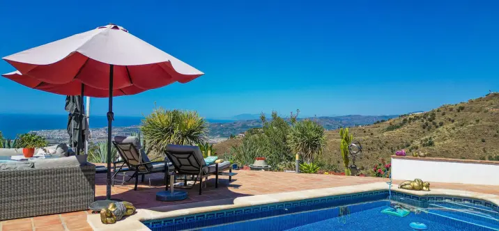 Venta de villa independiente en Arenas 4