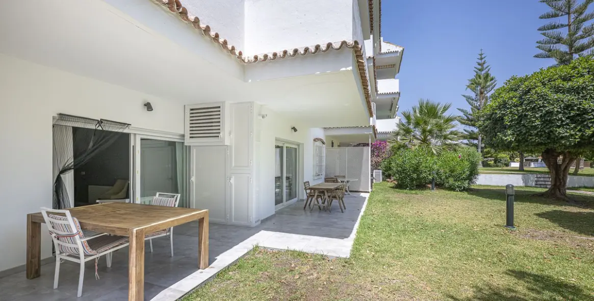 Продажа апартаментов на первом этаже в Puerto Banús 4