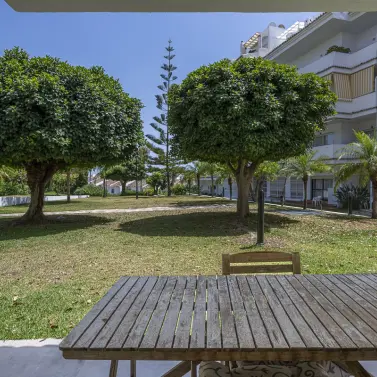Продажа апартаментов на первом этаже в Puerto Banús