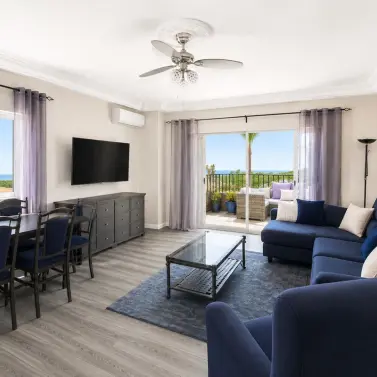 Venta de apartamento en planta media en Calahonda