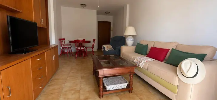 Venta de apartamento en planta media en Benalmadena Costa 2