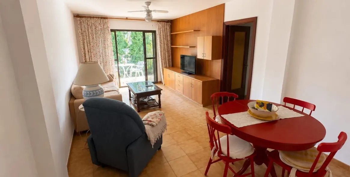 Venta de apartamento en planta media en Benalmadena Costa 4