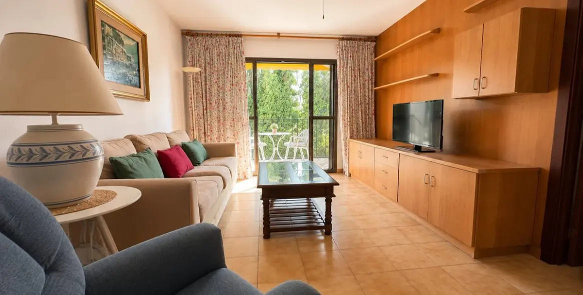 Venta de apartamento en planta media en Benalmadena Costa 5