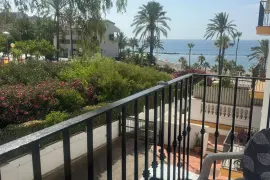 Image 6 thumb