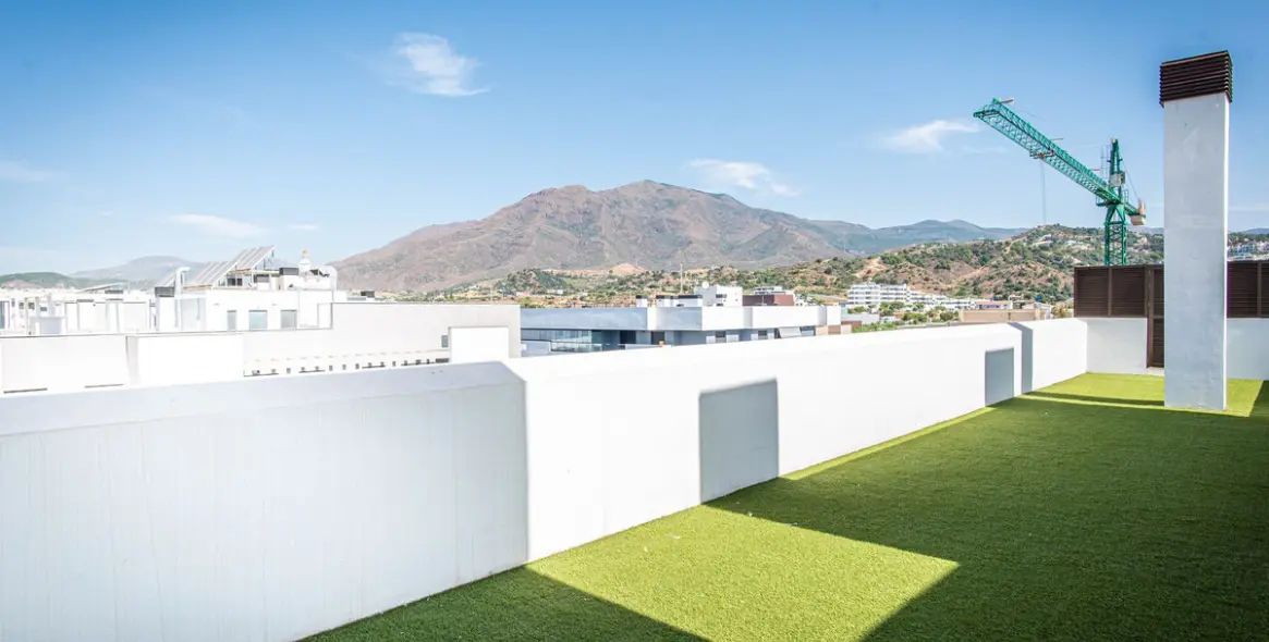 Продажа апартаментов на среднем этаже в Estepona 2