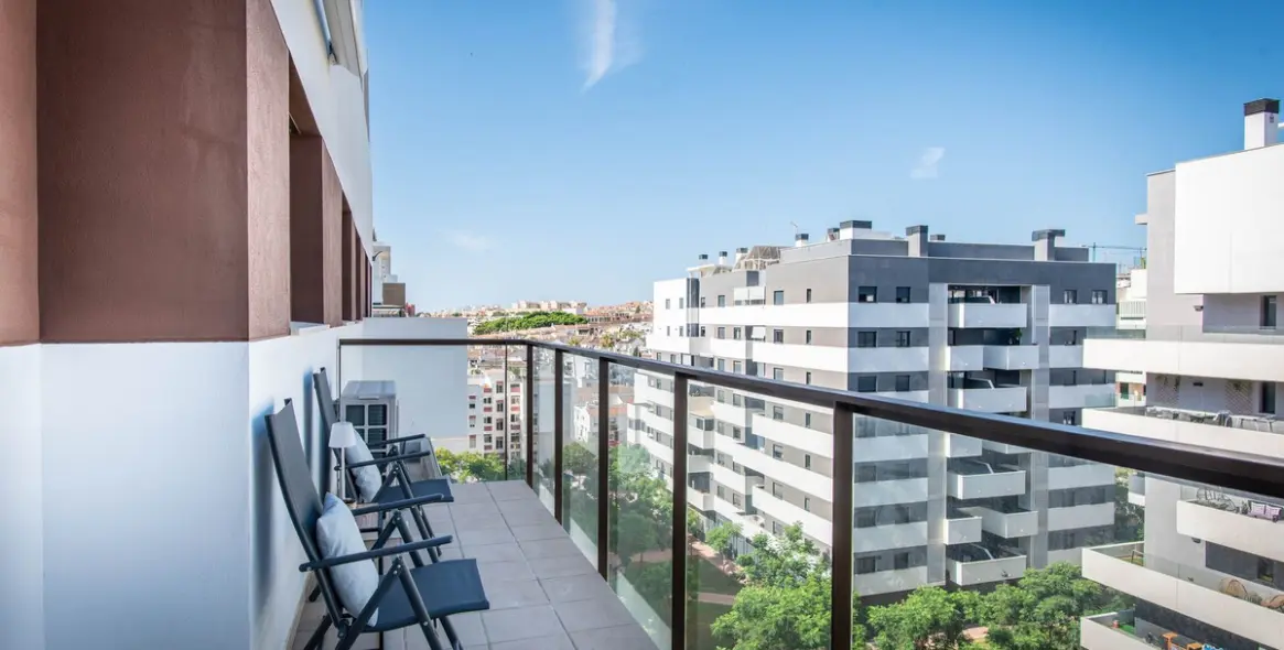 Продажа апартаментов на среднем этаже в Estepona 7