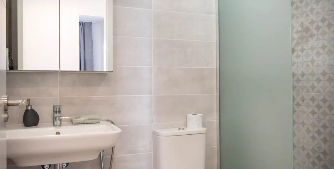 Продажа апартаментов на среднем этаже в Estepona 12